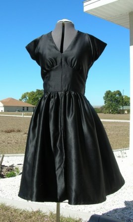 Butterick 5209 Little Black Dress (Retro)