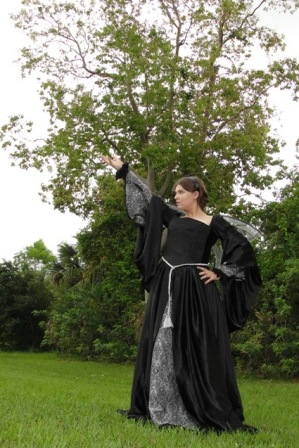Tudor Gown Anne Boleyn