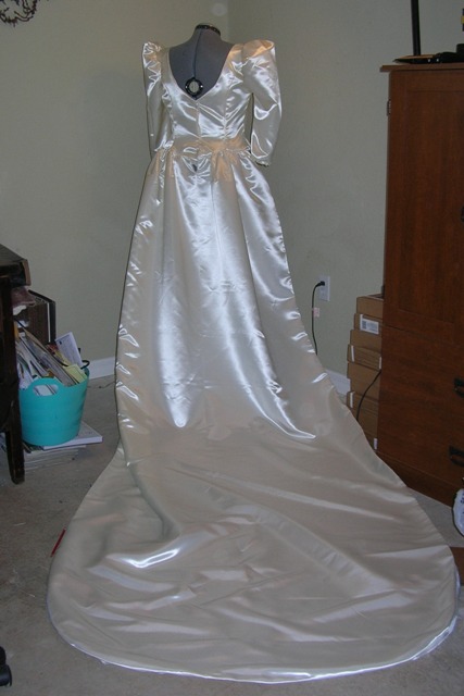 Cream Wedding Gown 1980s Long Train